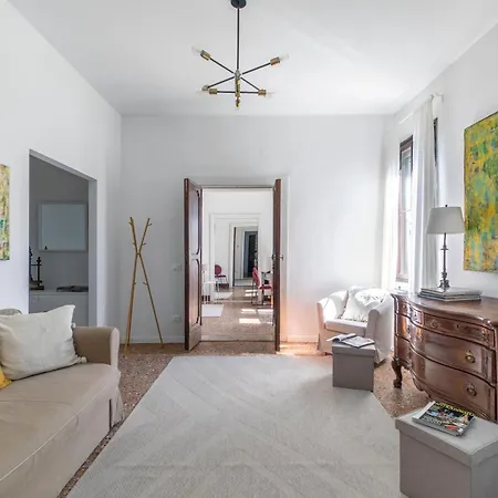Appartamento Palazzo Calvi Di Coenzo -